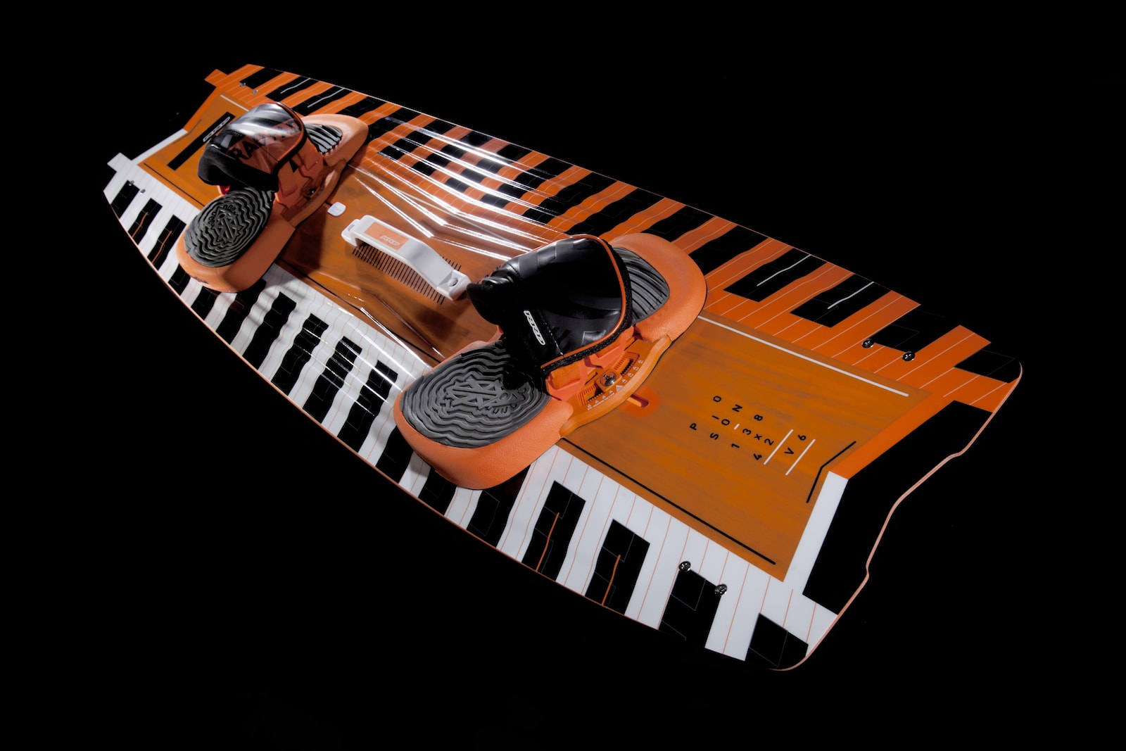 predni strana wood poison v6 rrd windsurifng karlin